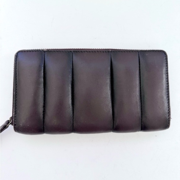 Marta Ponti Quilted Puffy Leather Zip Around Wallet - Picture 1 of 6